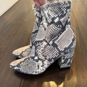 STEVE MADDEN SNAKE PRINT SOCK ANKLE BOOTS